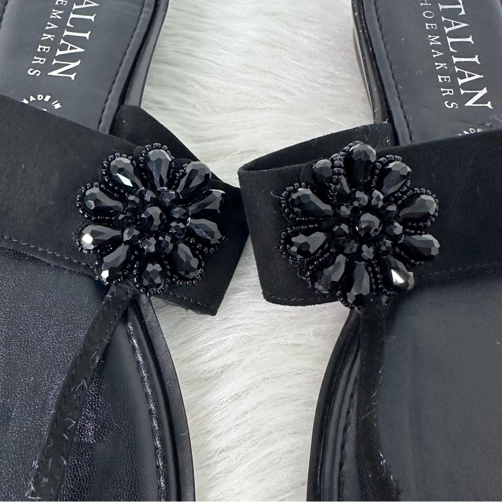 Italian Shoemakers Black Sandals with Bow Embellishment - Picture 2 of 6